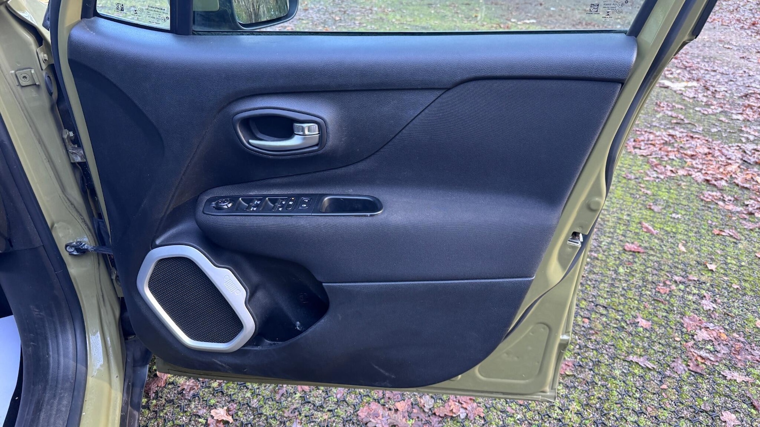 Used Jeep Renegade 2015 for sale - 77039693: Photo 16