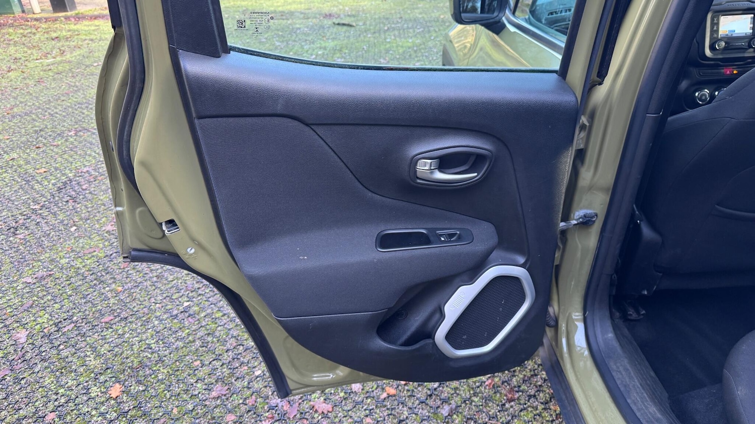 Used Jeep Renegade 2015 for sale - 77039693: Photo 19