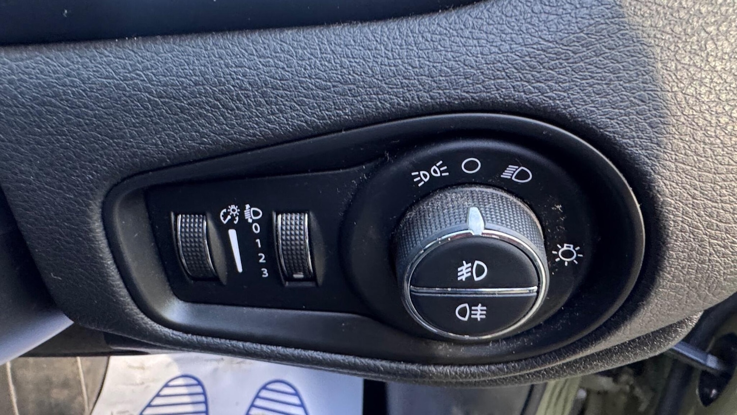 Used Jeep Renegade 2015 for sale - 77039693: Photo 31