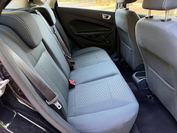 Used Ford Fiesta 2012 for sale - 79235939: Photo