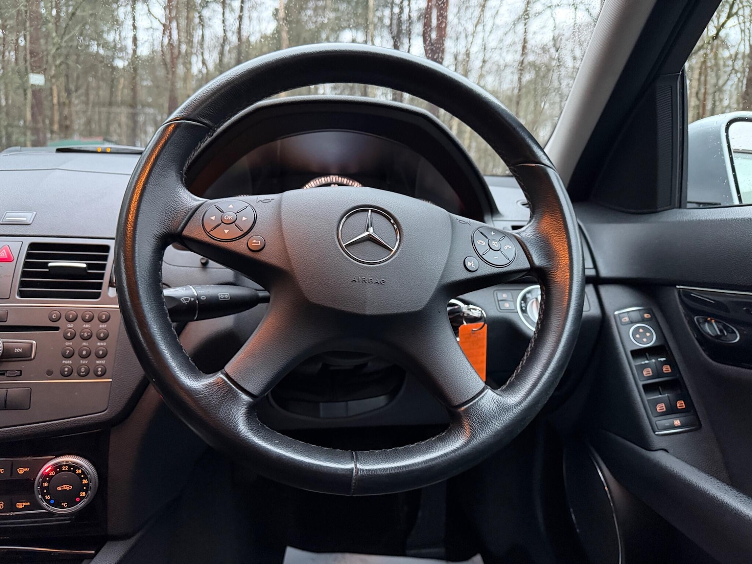 Used Mercedes-Benz C Class 2011 for sale - 77304989: Photo 25