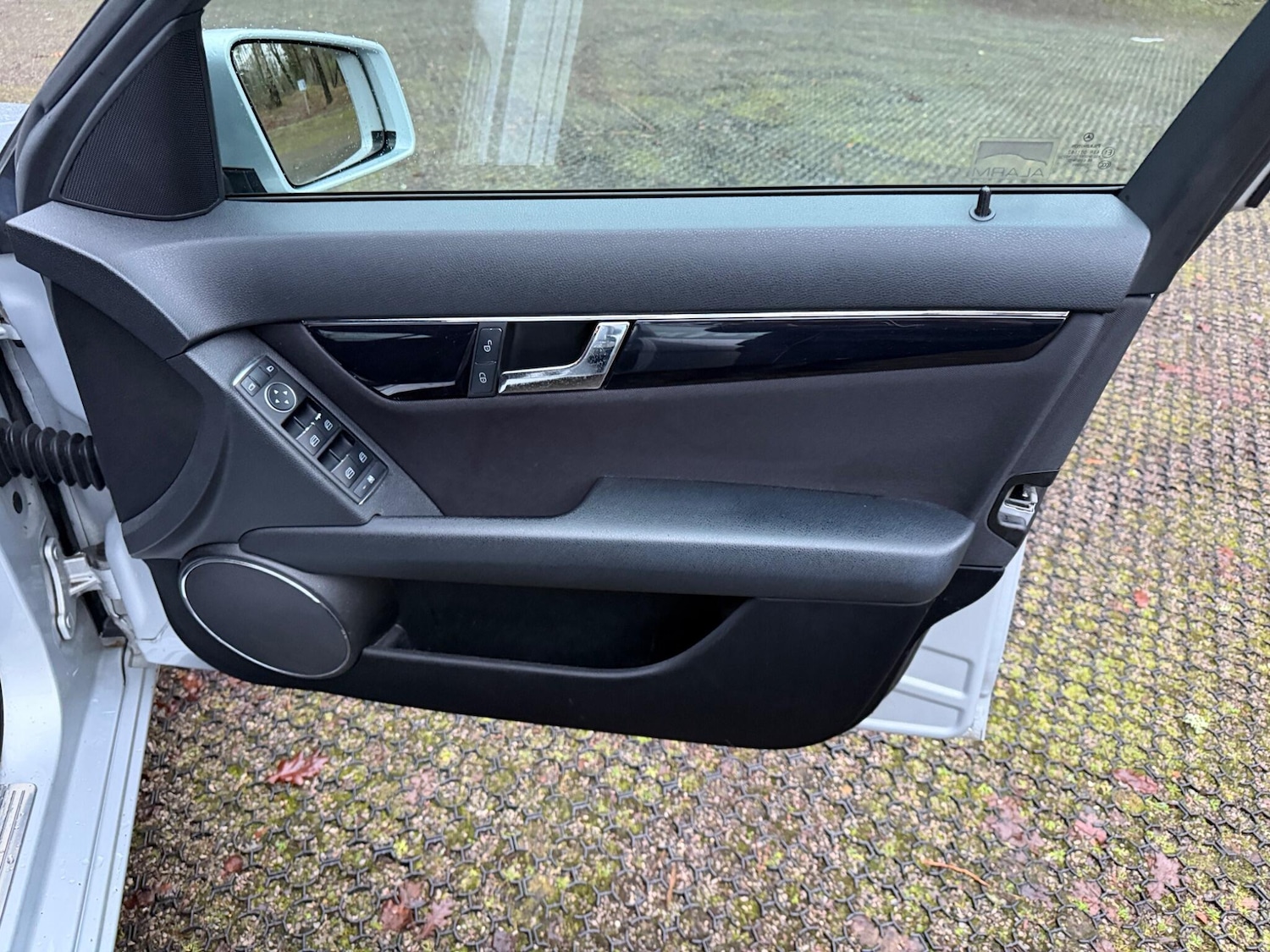 Used Mercedes-Benz C Class 2011 for sale - 77304989: Photo 45