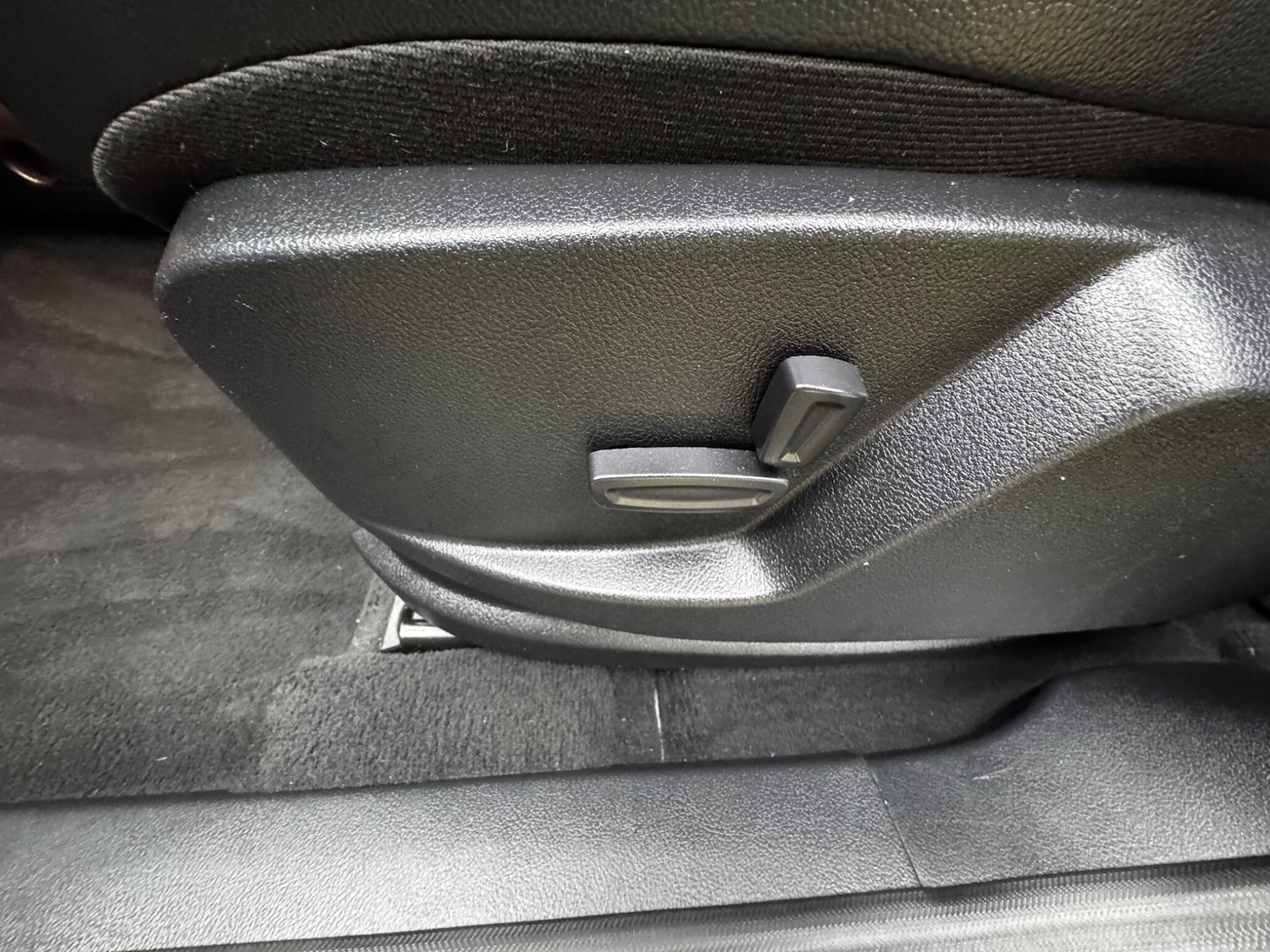 Used Ford S-Max 2012 for sale - 77091389: Photo 45