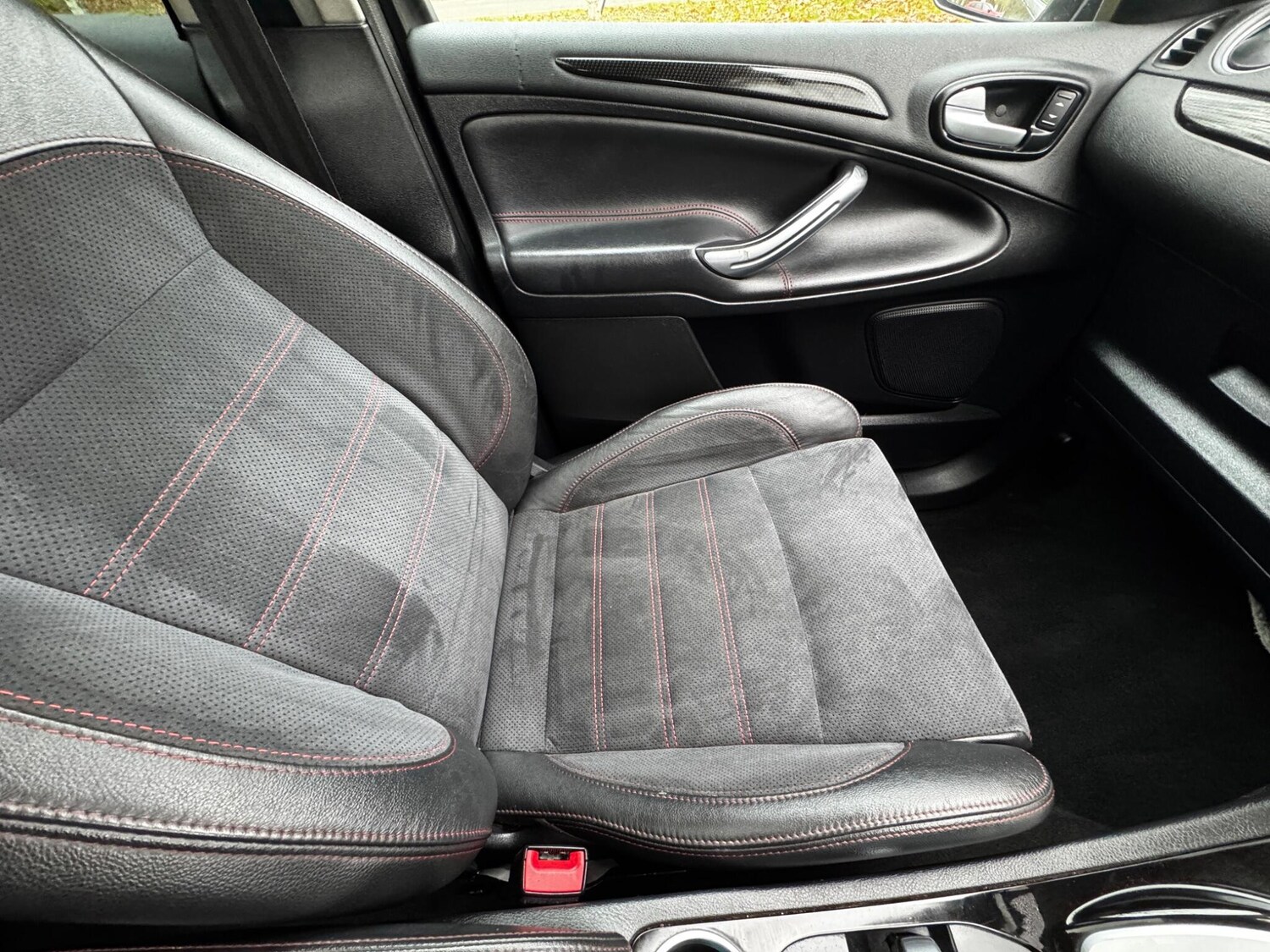 Used Ford S-Max 2012 for sale - 77091389: Photo 51