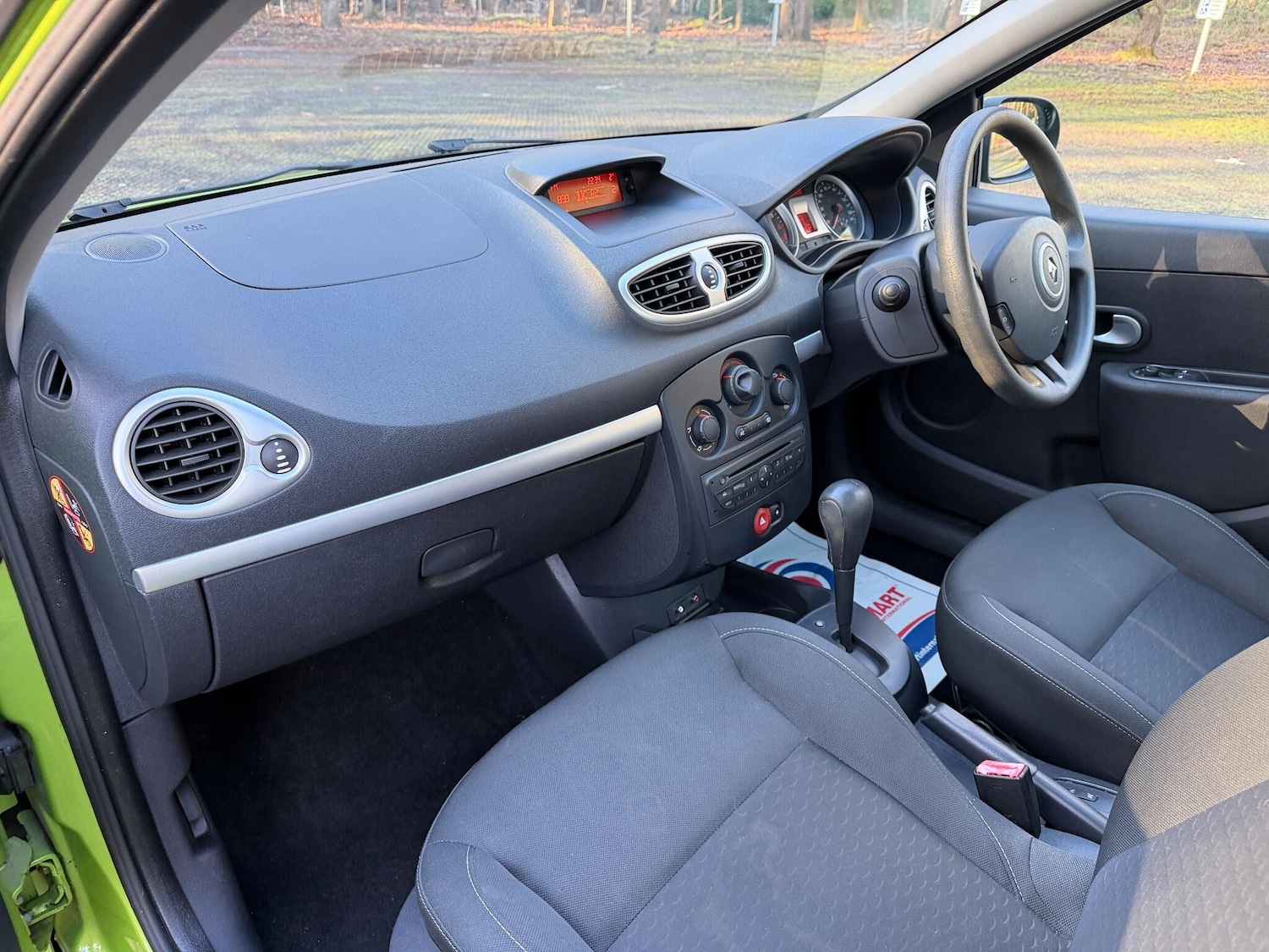 Used Renault Clio 2009 for sale - 77163421: Photo 18