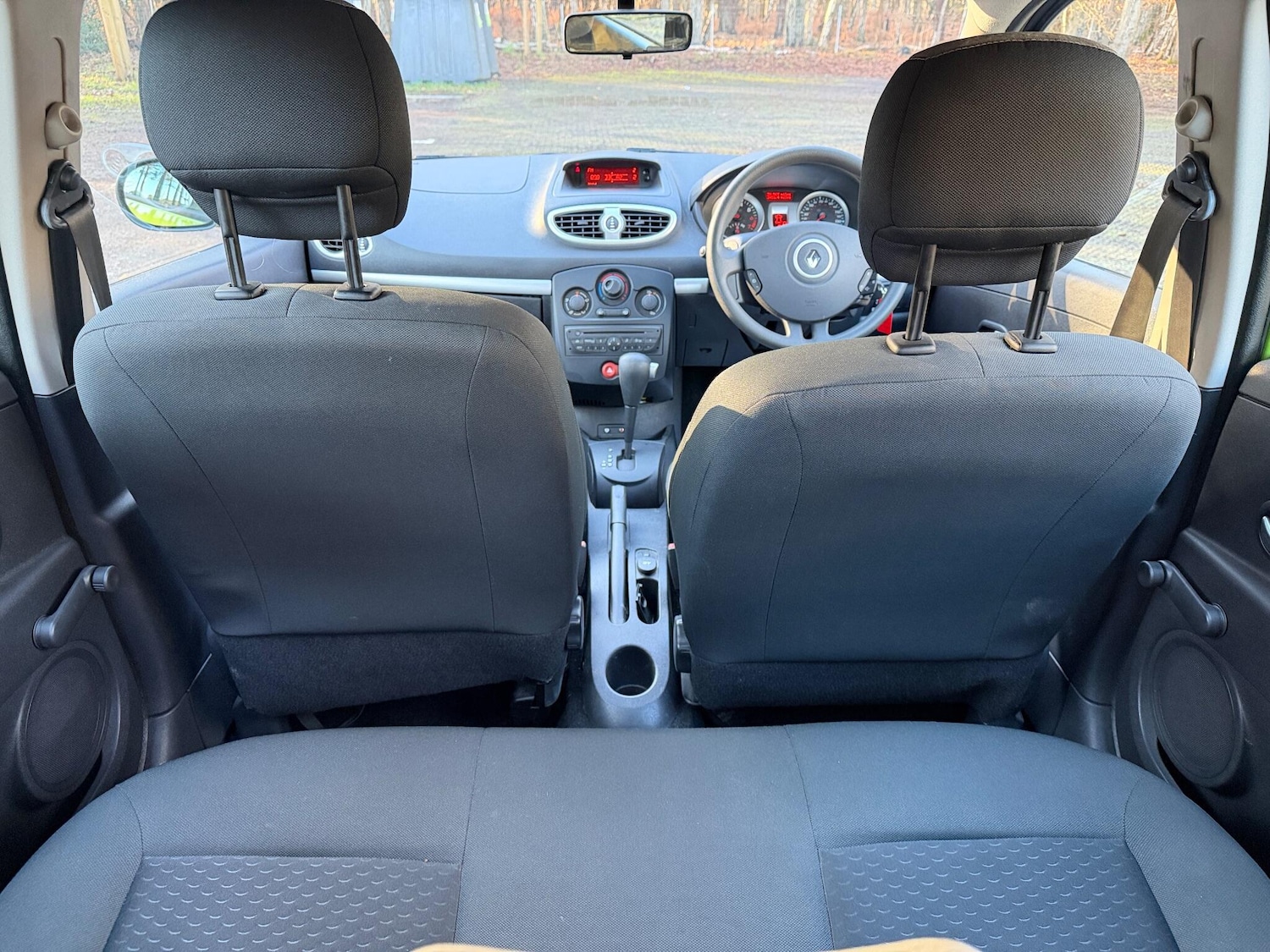 Used Renault Clio 2009 for sale - 77163421: Photo 20