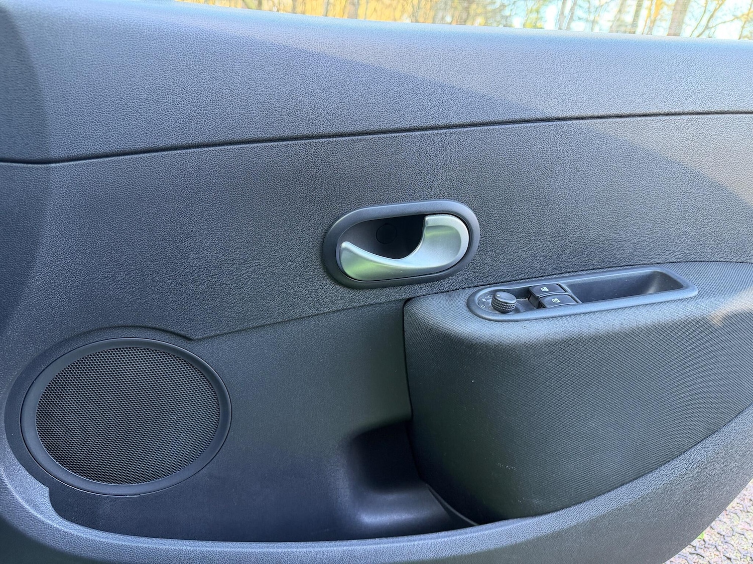 Used Renault Clio 2009 for sale - 77163421: Photo 39