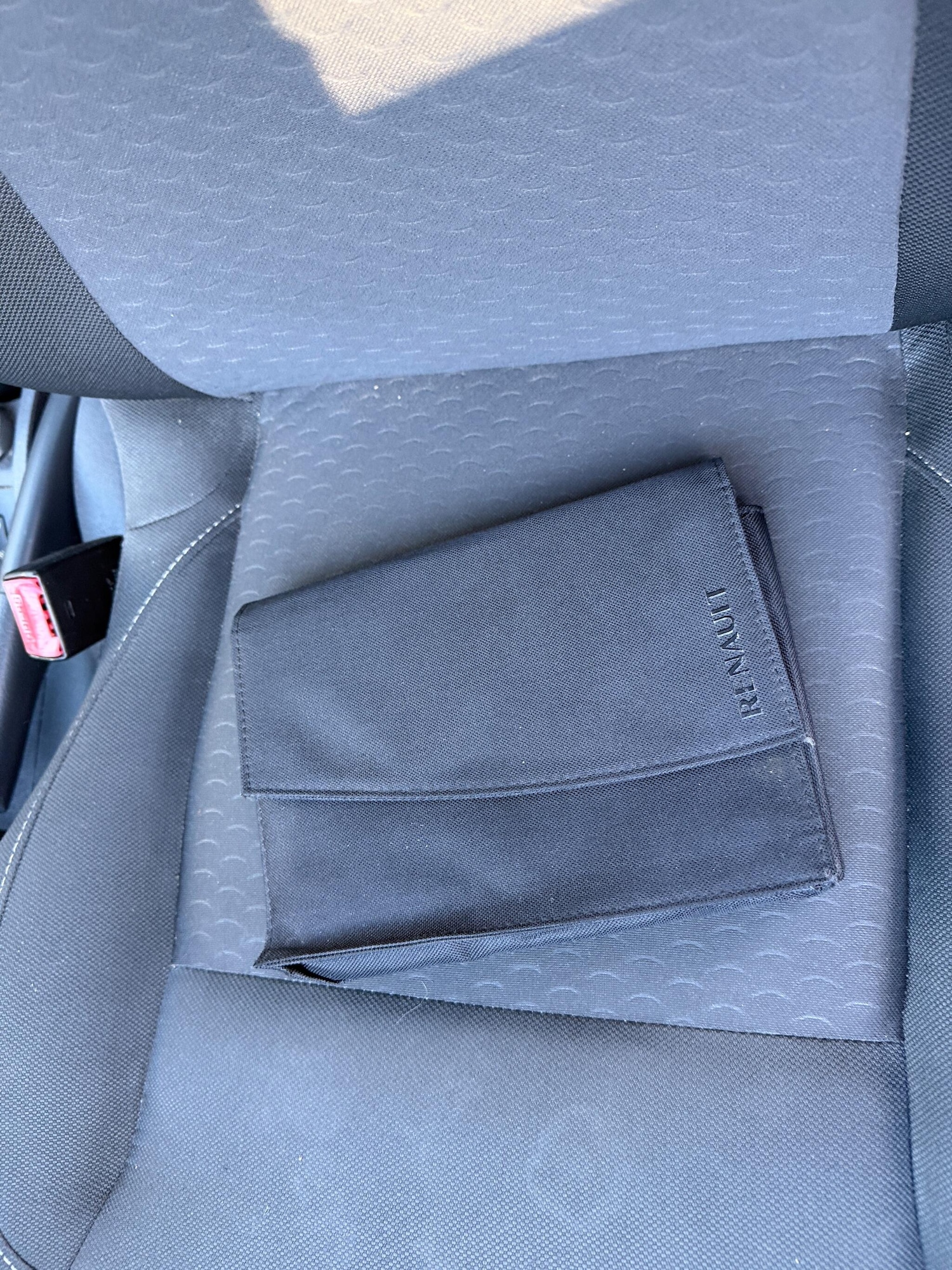 Used Renault Clio 2009 for sale - 77163421: Photo 40