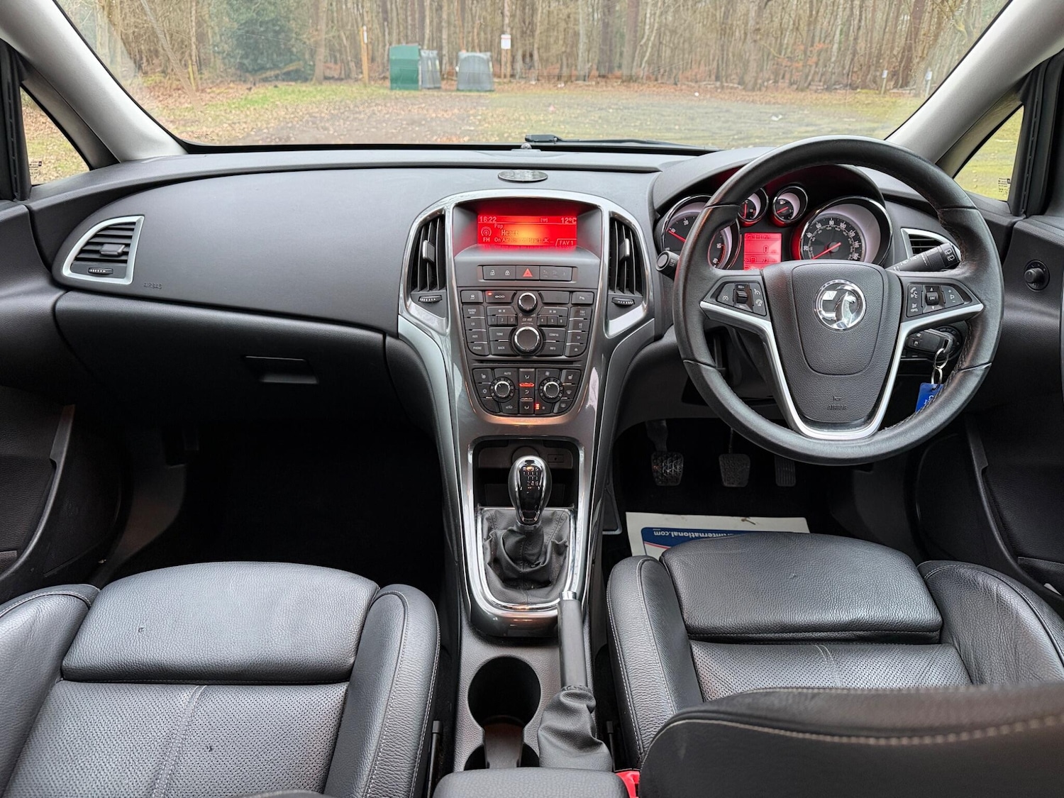 Used Vauxhall Astra for sale - 77683969: Photo 3