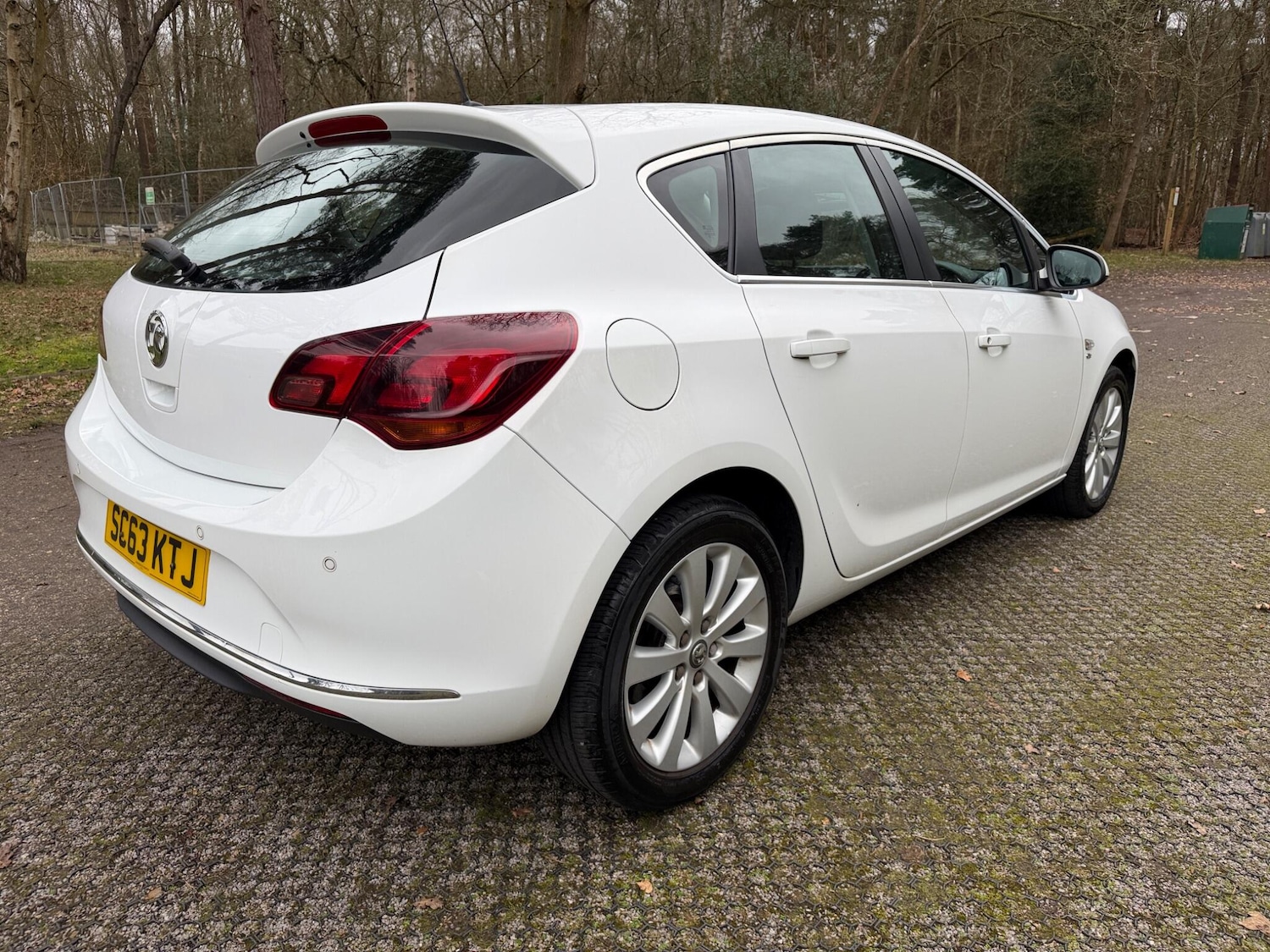 Used Vauxhall Astra for sale - 77683969: Photo 34