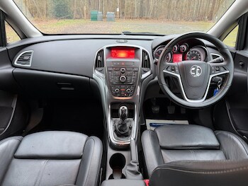 Used Vauxhall Astra 2014 for sale - 77683969: Photo