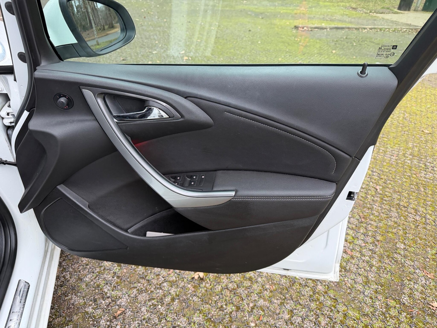 Used Vauxhall Astra for sale - 77683969: Photo 44