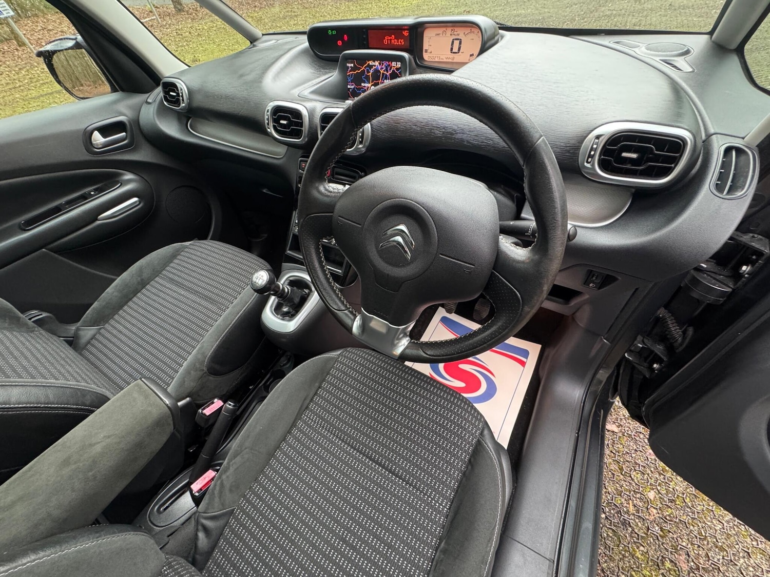 Used Citroen C3 Picasso 2013 for sale - 77331254: Photo 20