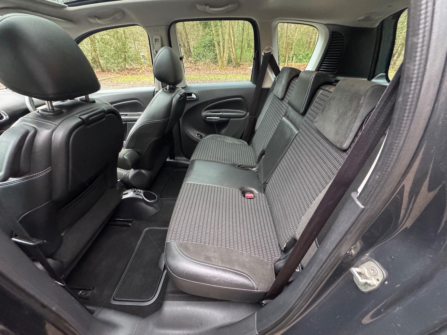 Used Citroen C3 Picasso 2013 for sale - 77331254: Photo 28