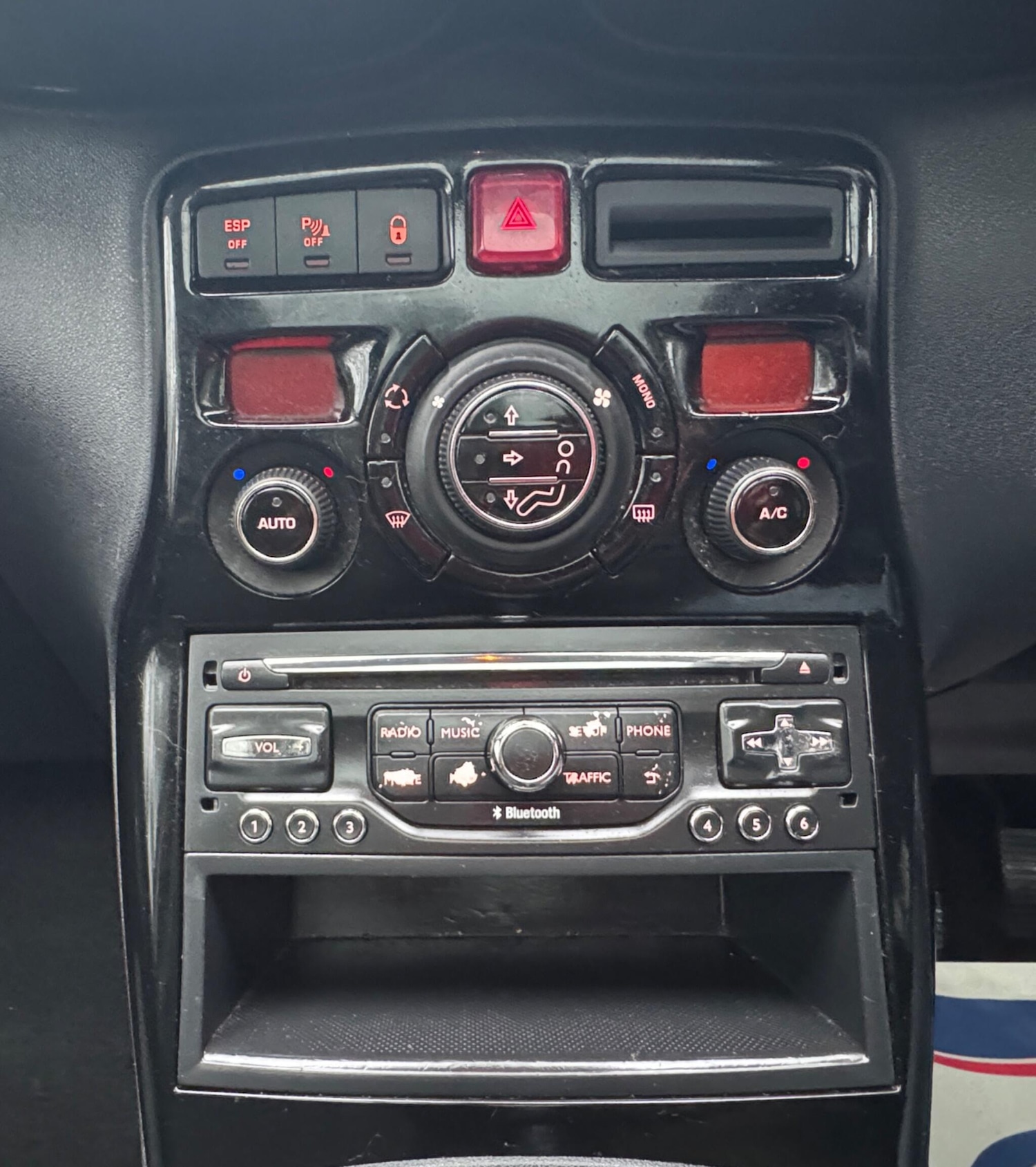 Used Citroen C3 Picasso 2013 for sale - 77331254: Photo 38