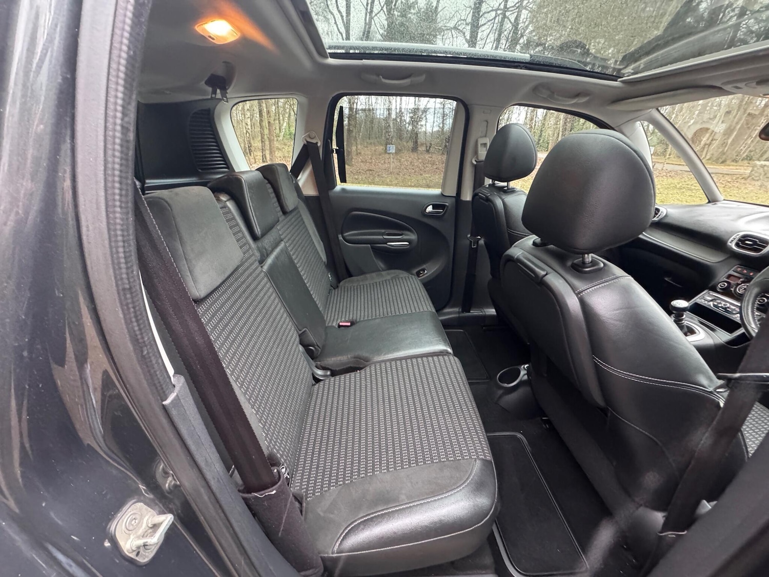 Used Citroen C3 Picasso 2013 for sale - 77331254: Photo 5