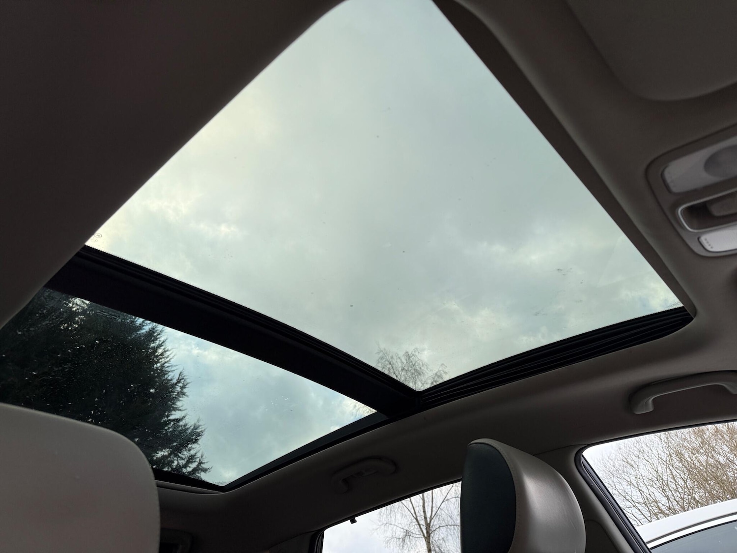 Used Kia Carens 2014 for sale - 77039951: Photo 30