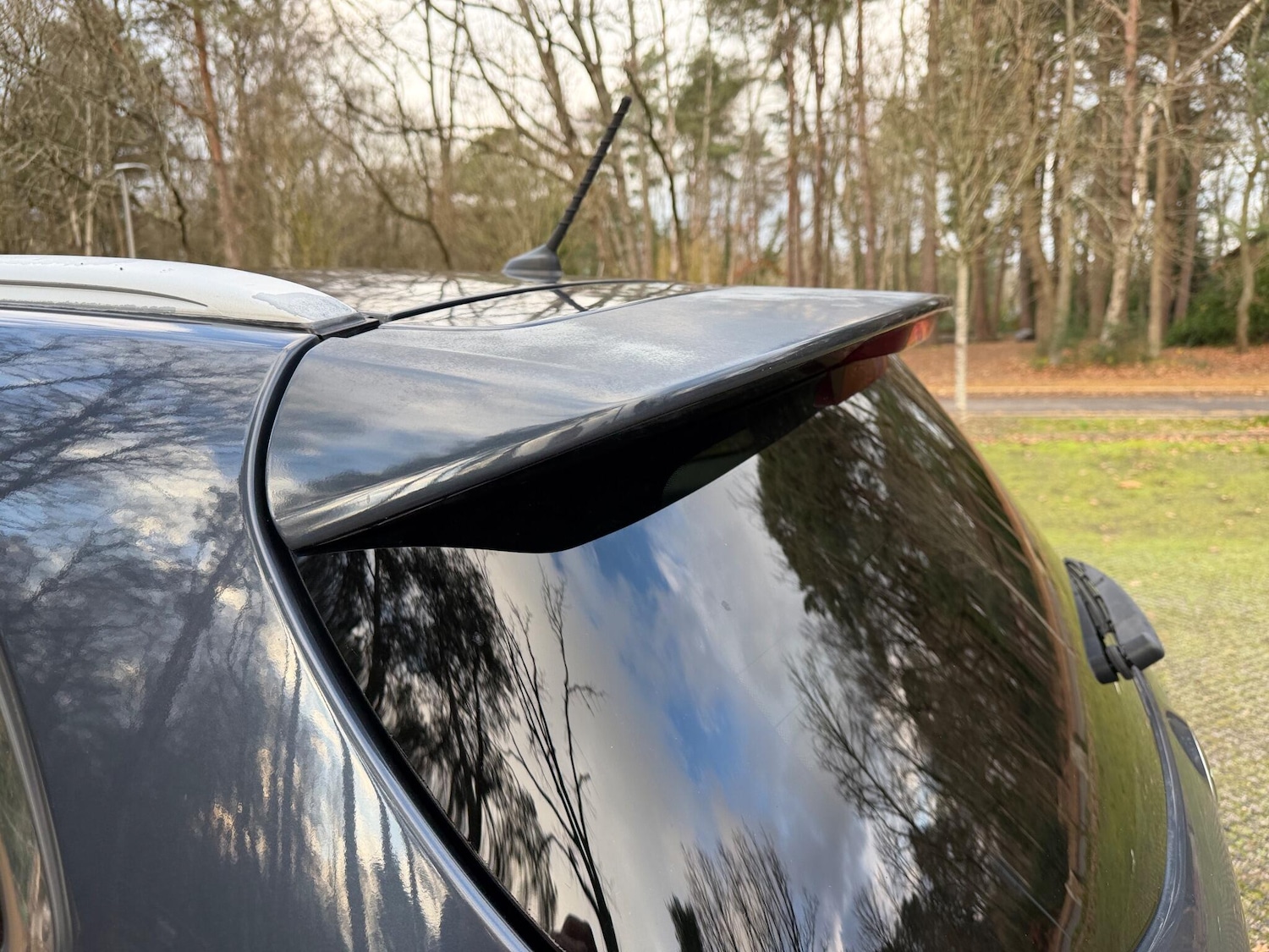 Used Kia Carens 2014 for sale - 77039951: Photo 50