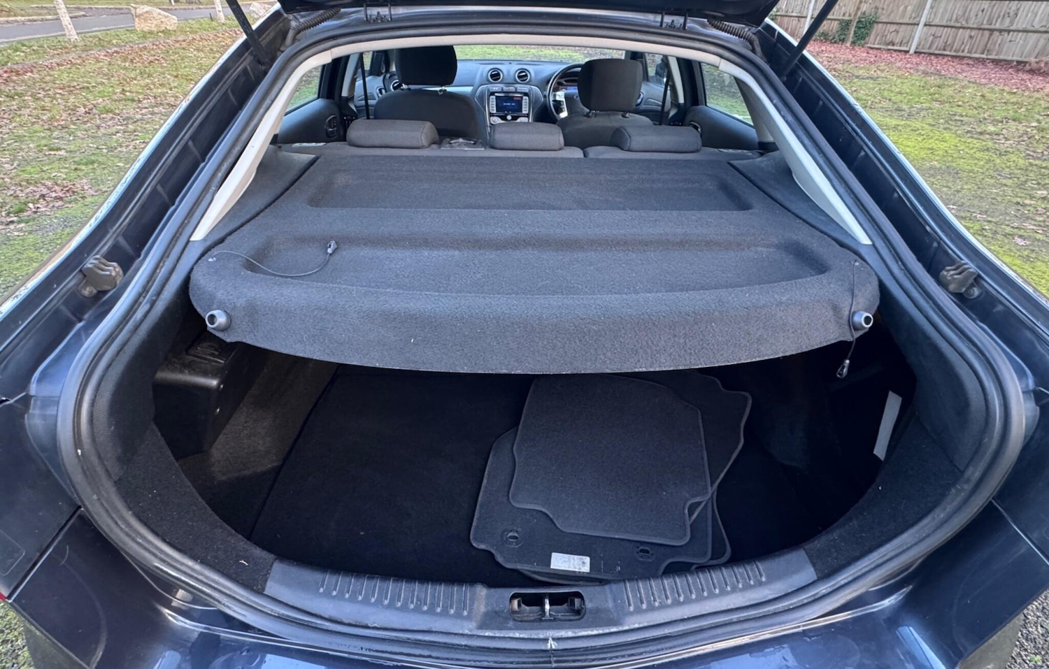 Used Ford Mondeo 2010 for sale - 77040287: Photo 16