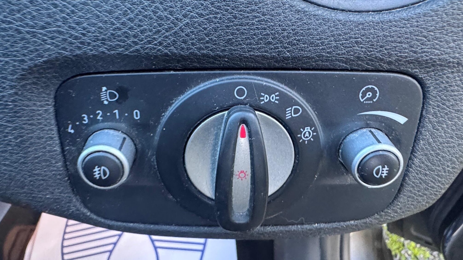 Used Ford Mondeo 2010 for sale - 77040287: Photo 27