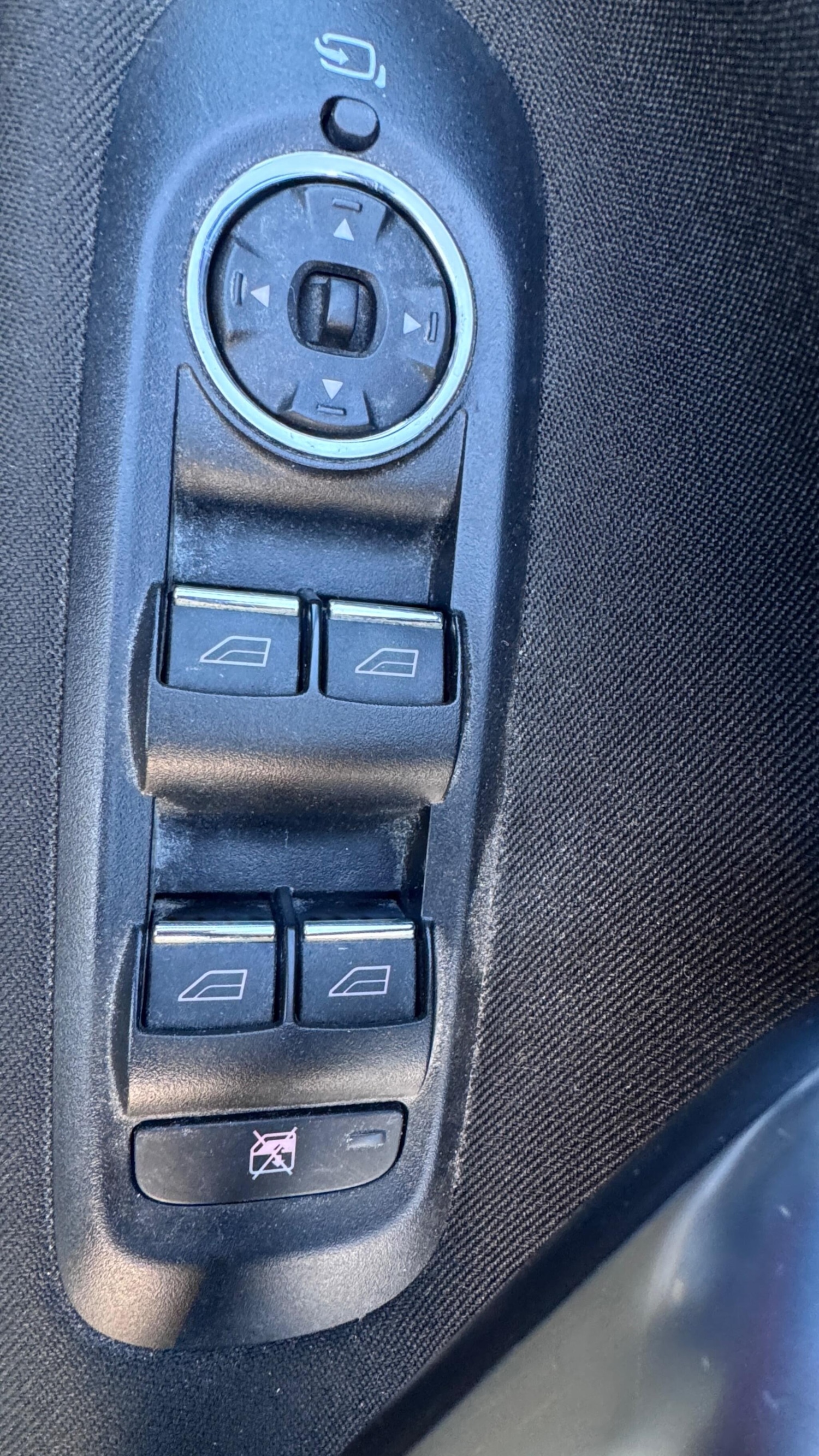 Used Ford Mondeo 2010 for sale - 77040287: Photo 36