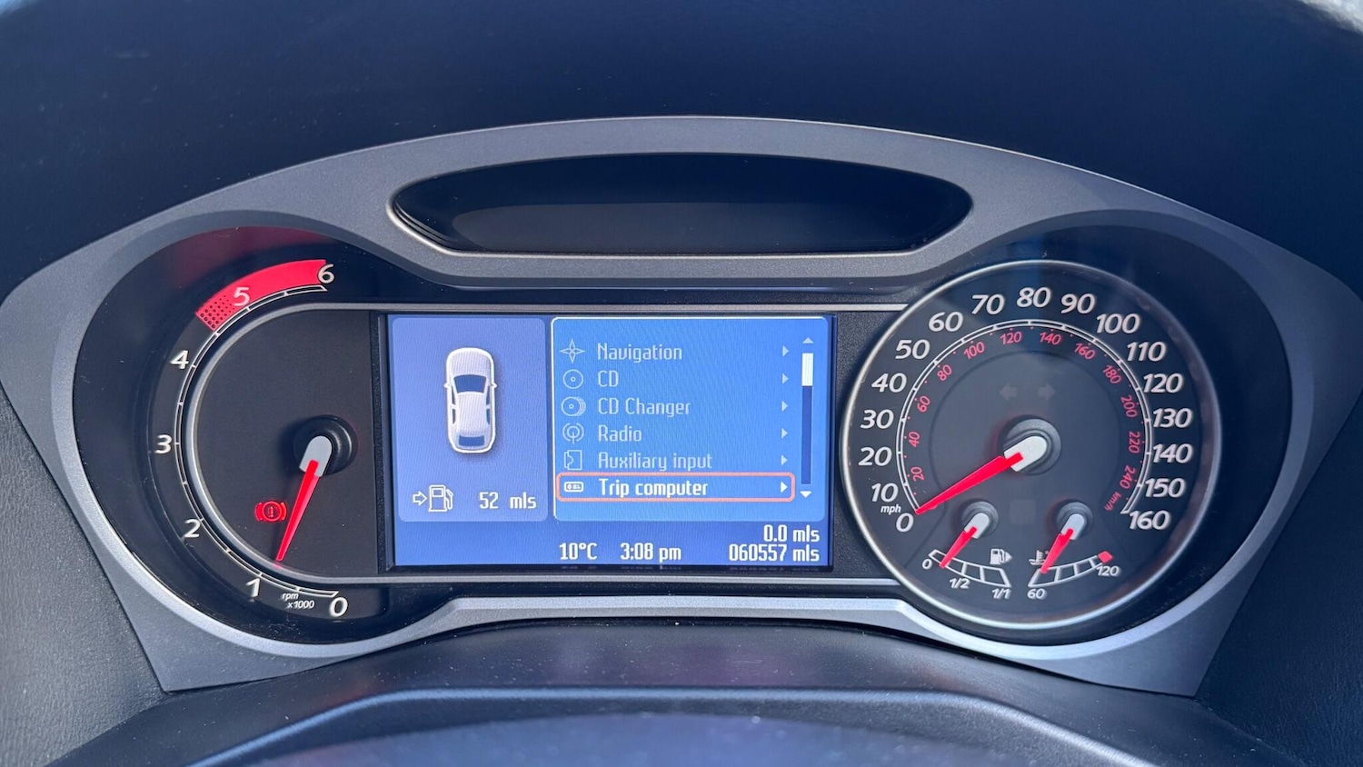 Used Ford Mondeo 2010 for sale - 77040287: Photo 40