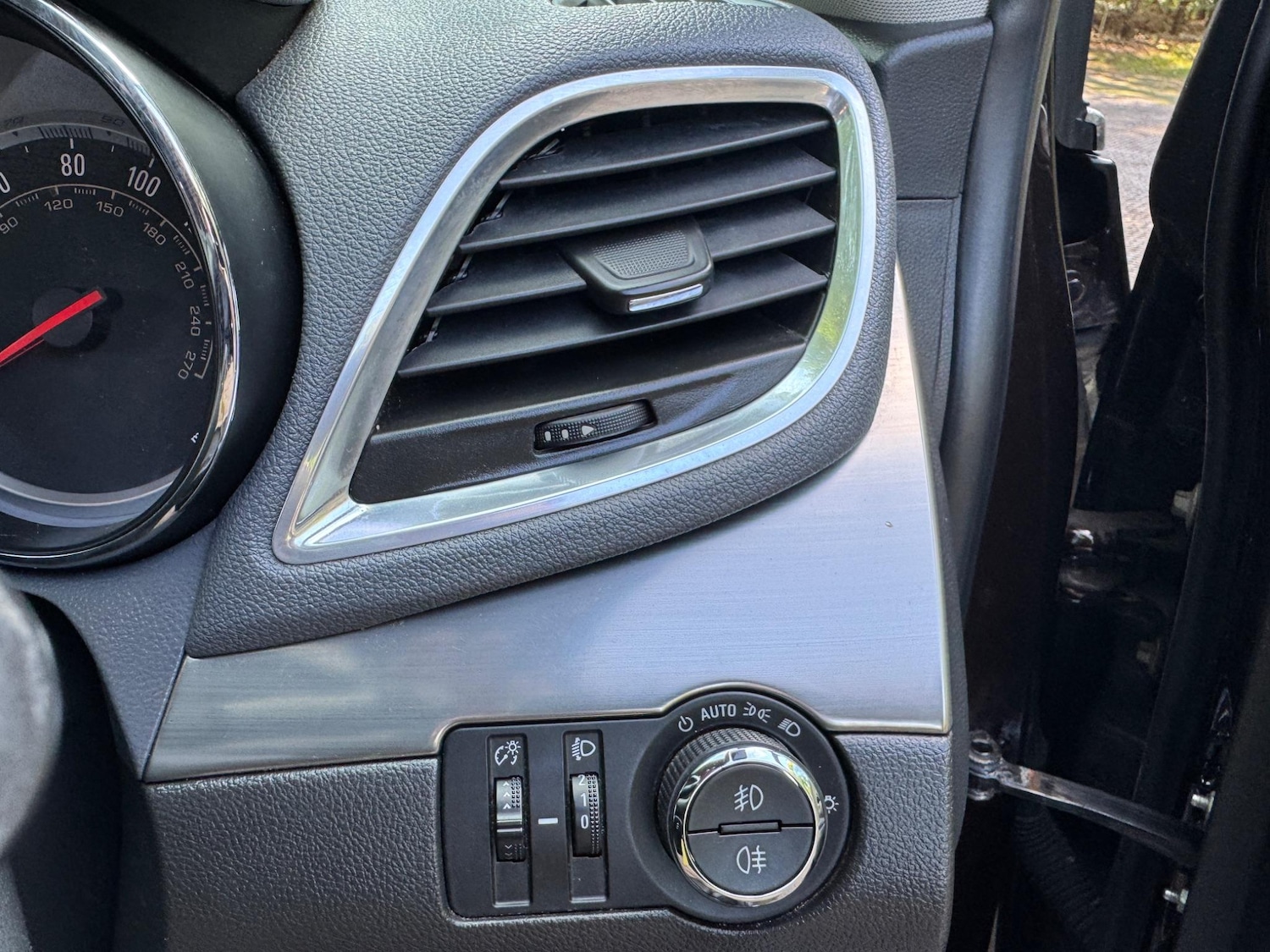 Used Vauxhall Mokka 2014 for sale - 77039943: Photo 36