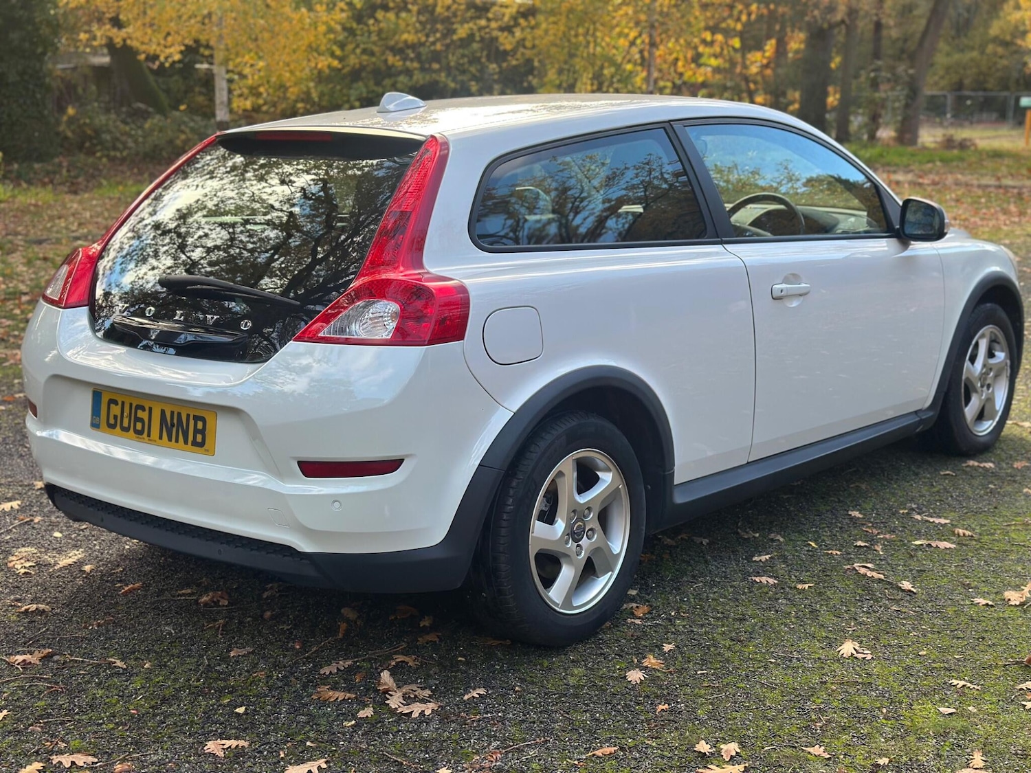 Used Volvo C30 2011 for sale - 77040637: Photo 11