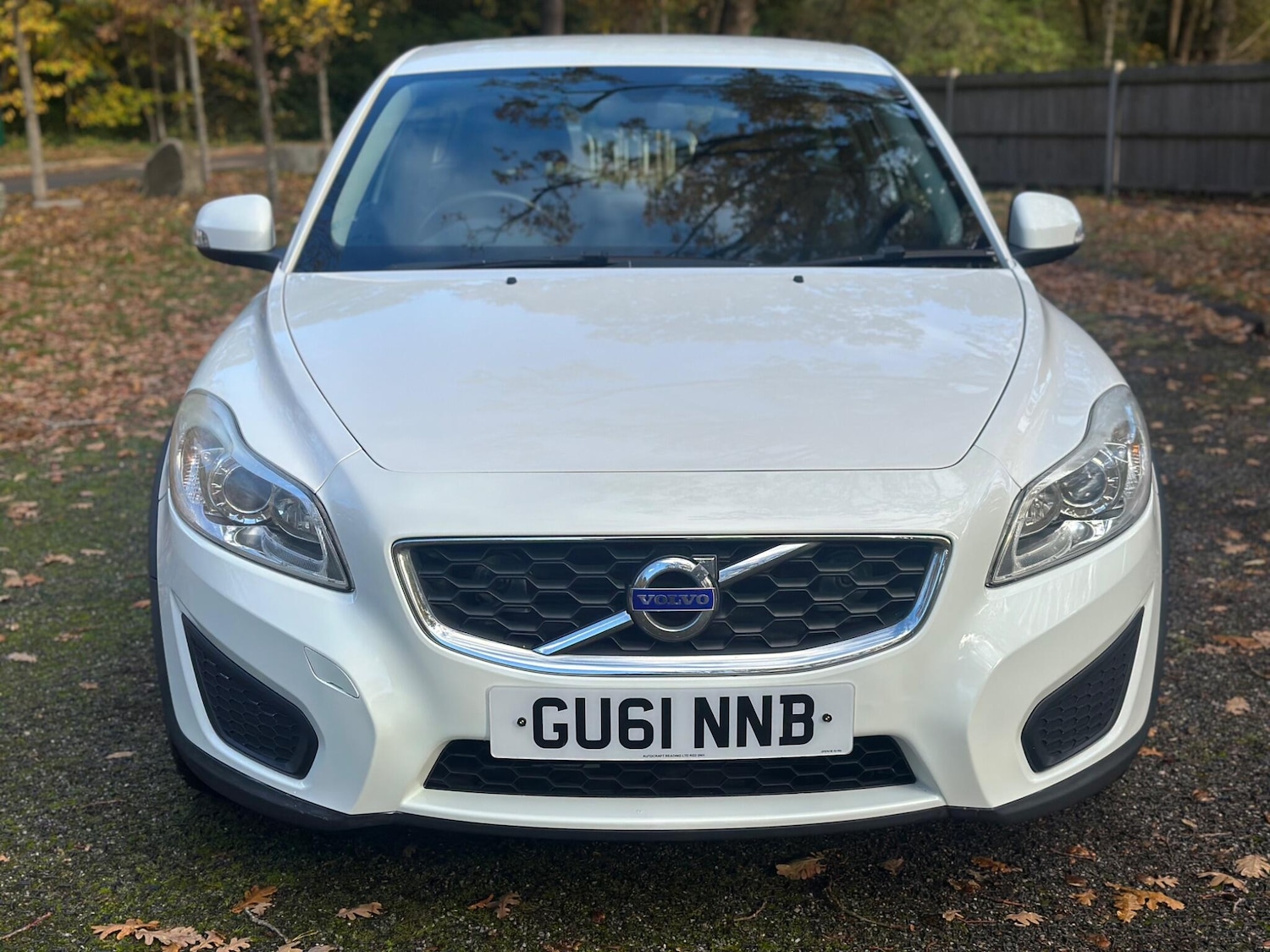 Used Volvo C30 2011 for sale - 77040637: Photo 2