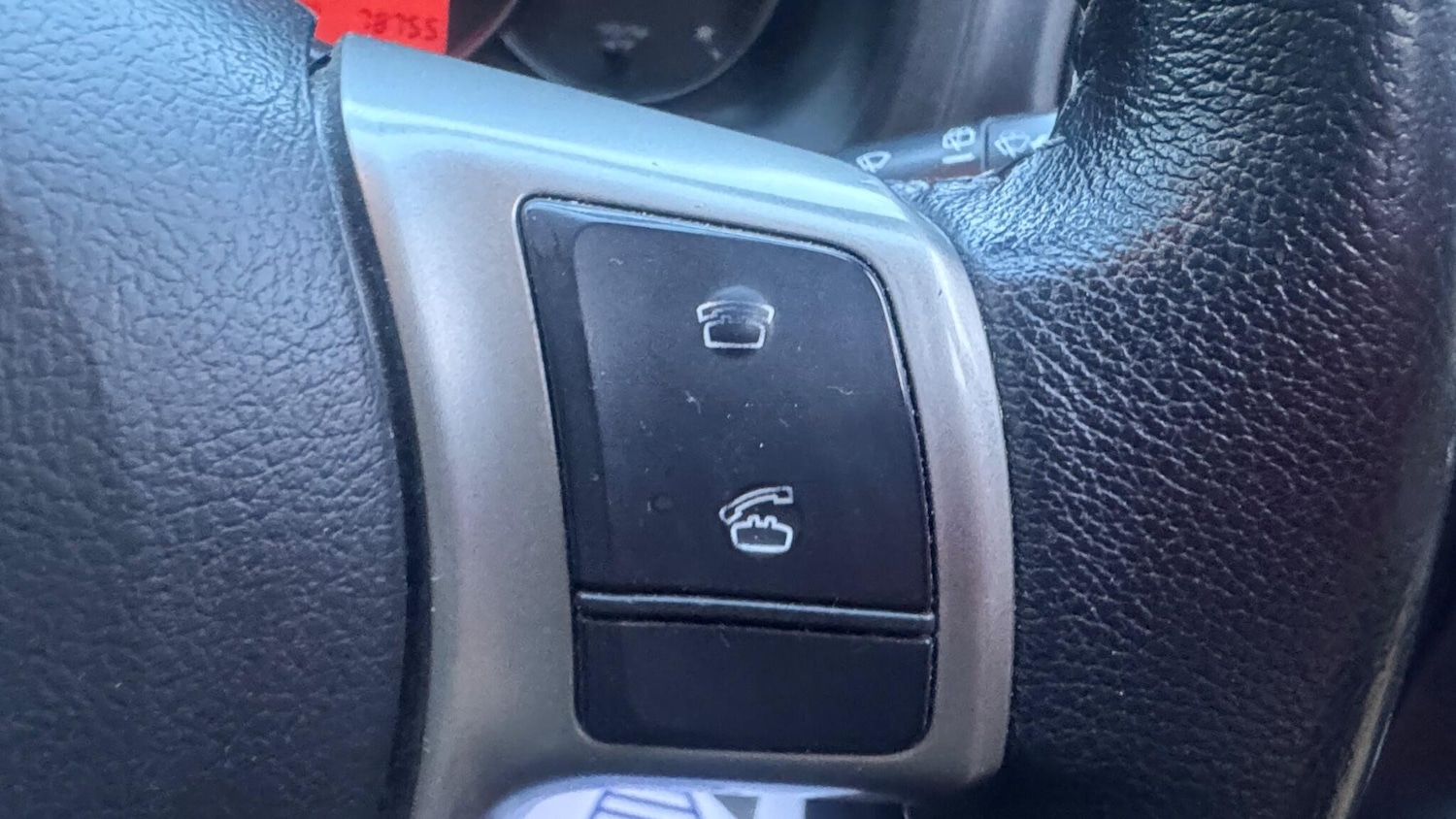 Used Toyota Yaris 2011 for sale - 77039739: Photo 25