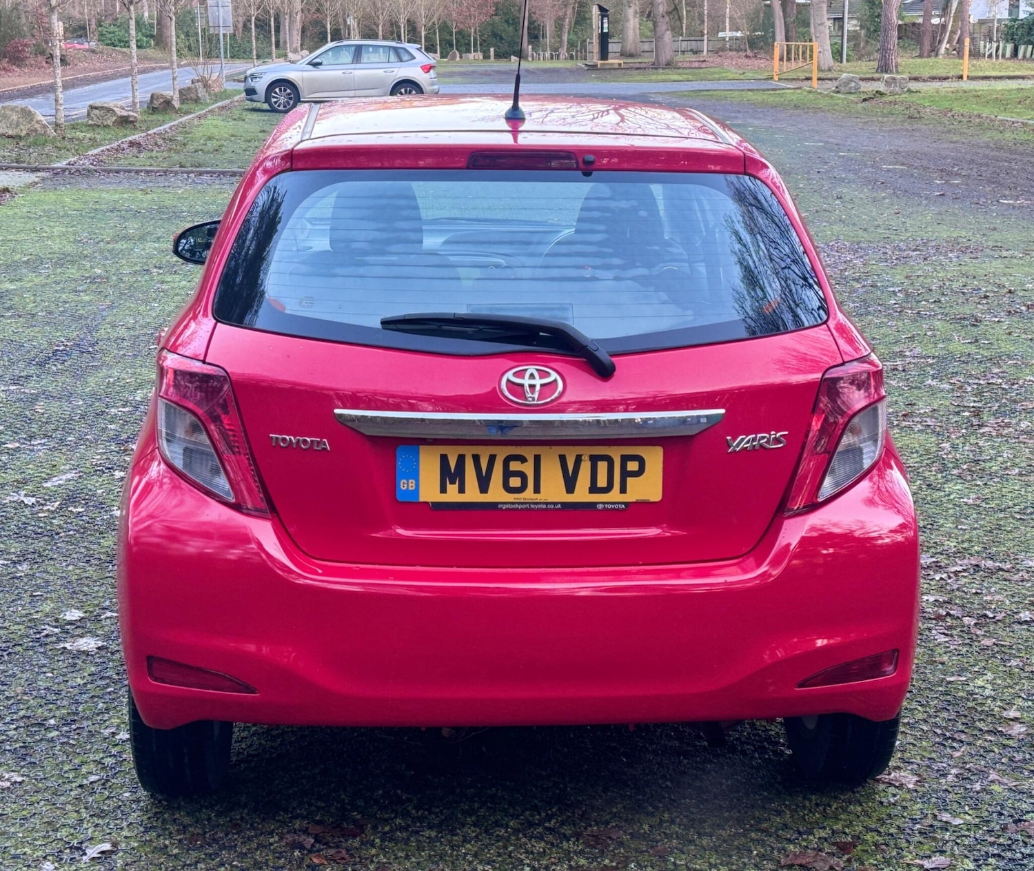 Used Toyota Yaris 2011 for sale - 77039739: Photo 8