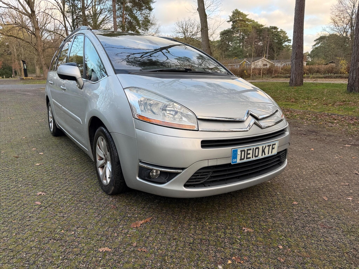 Used Citroen C4 Grand Picasso 2010 for sale - 77039738: Photo 2