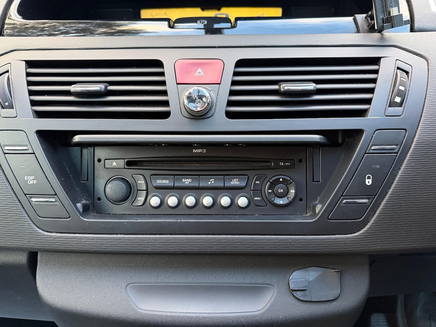 Used Citroen C4 Grand Picasso 2010 for sale - 77039738: Photo 24