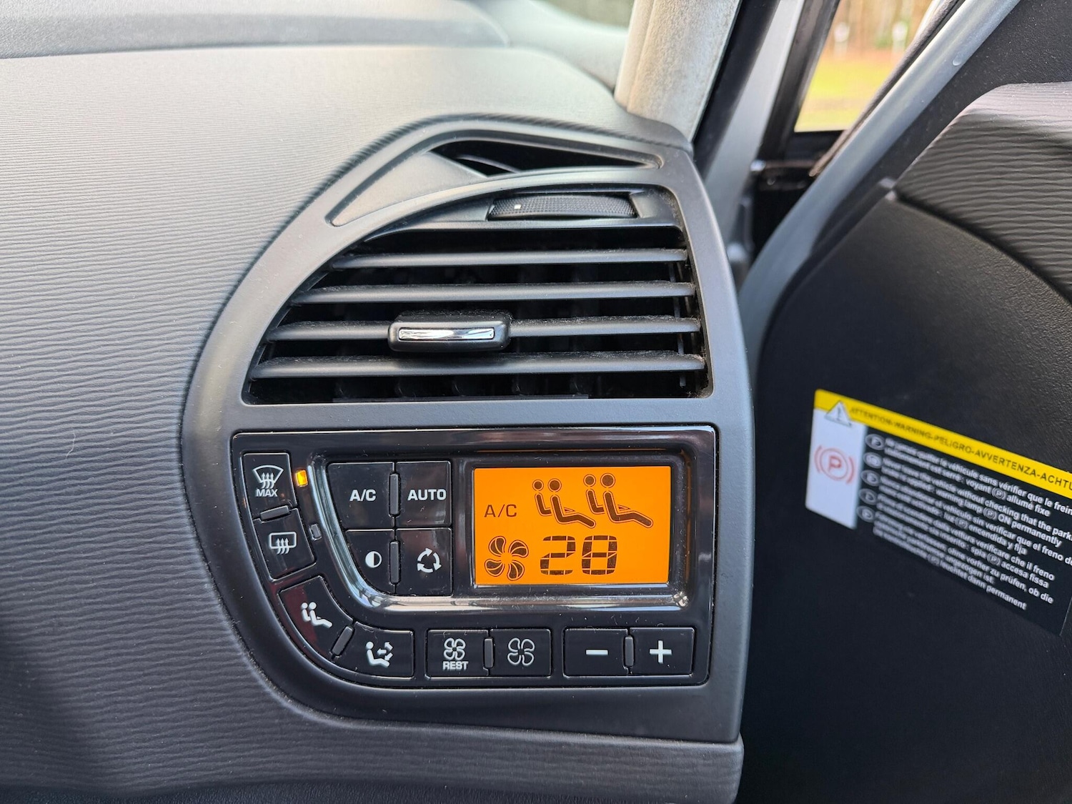 Used Citroen C4 Grand Picasso 2010 for sale - 77039738: Photo 25