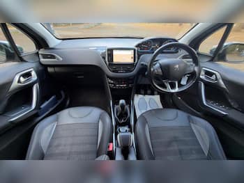 Used Peugeot 2008 2014 for sale - 79711470: Photo
