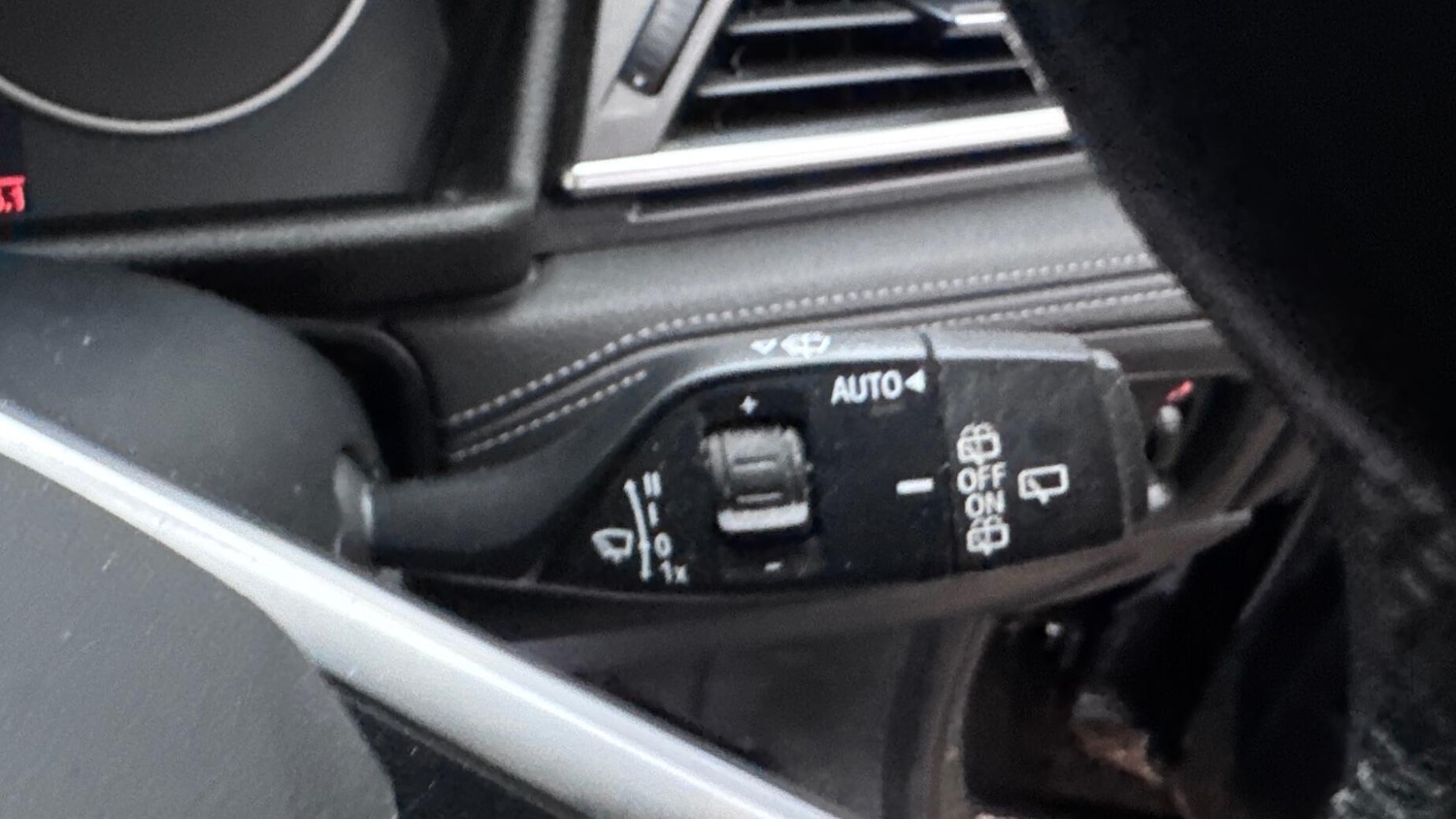 Used BMW 2 Series 2014 for sale - 77040007: Photo 28