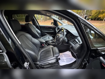 Used BMW 2 Series 2014 for sale - 77040007: Photo