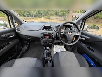 Used Fiat Punto 2013 for sale - 79316358: Photo