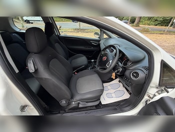 Used Fiat Punto 2013 for sale - 79316358: Photo