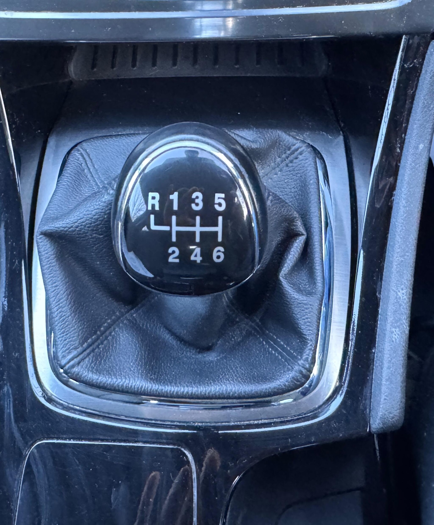 Used Ford Mondeo 2010 for sale - 77174963: Photo 42