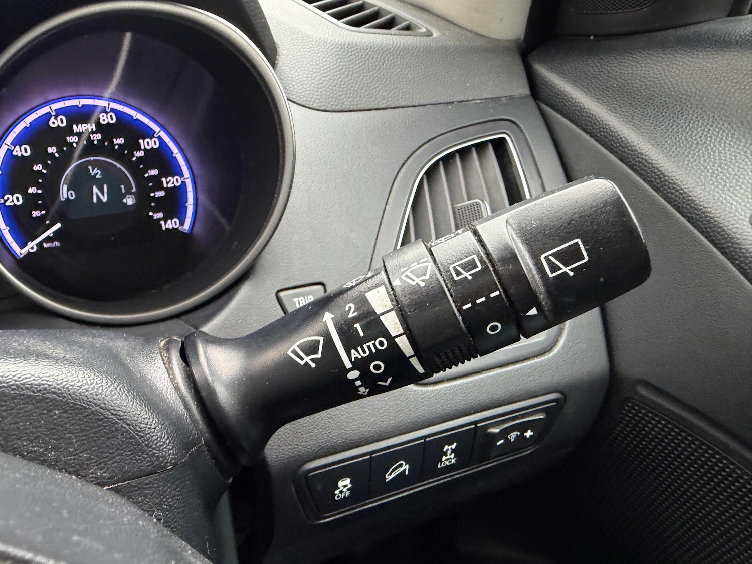 Used Hyundai Ix35 2011 for sale - 77040216: Photo 29