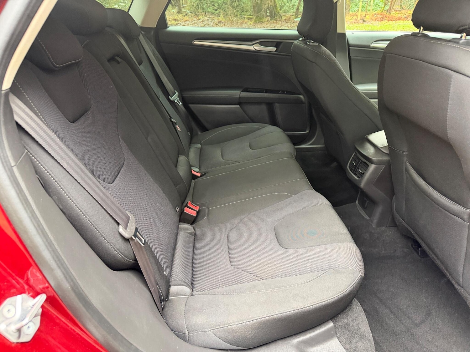 Used Ford Mondeo 2015 for sale - 77315128: Photo 23