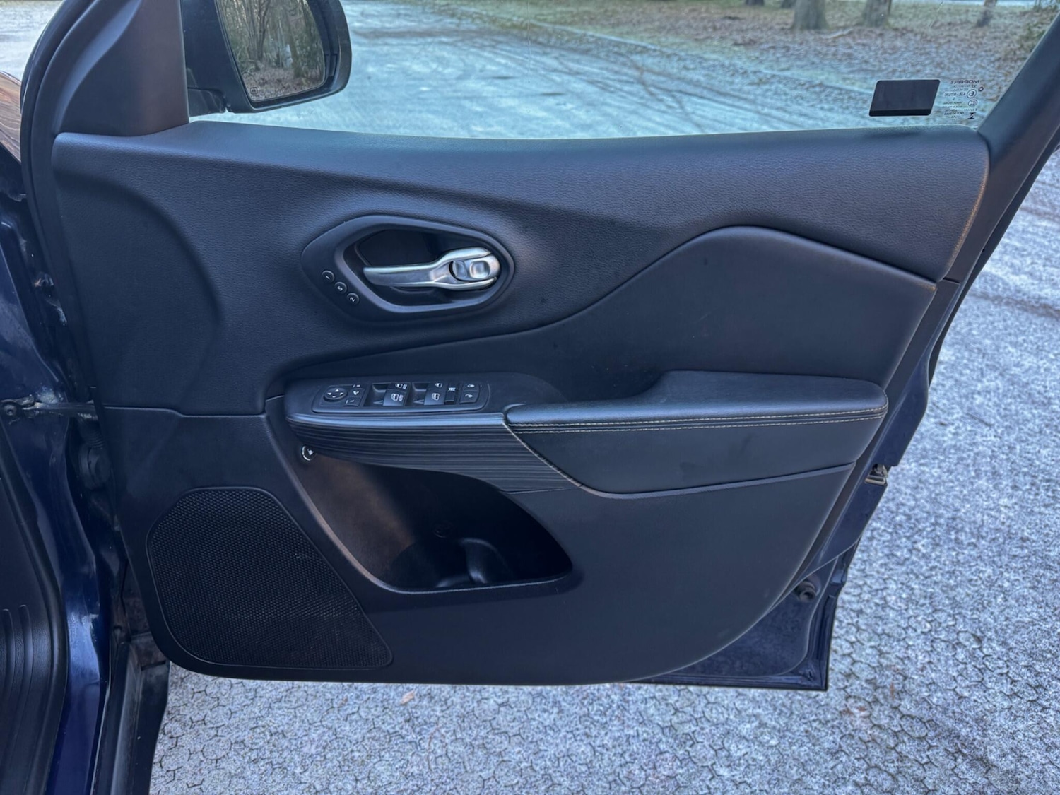 Used Jeep Cherokee 2015 for sale - 77120233: Photo 17