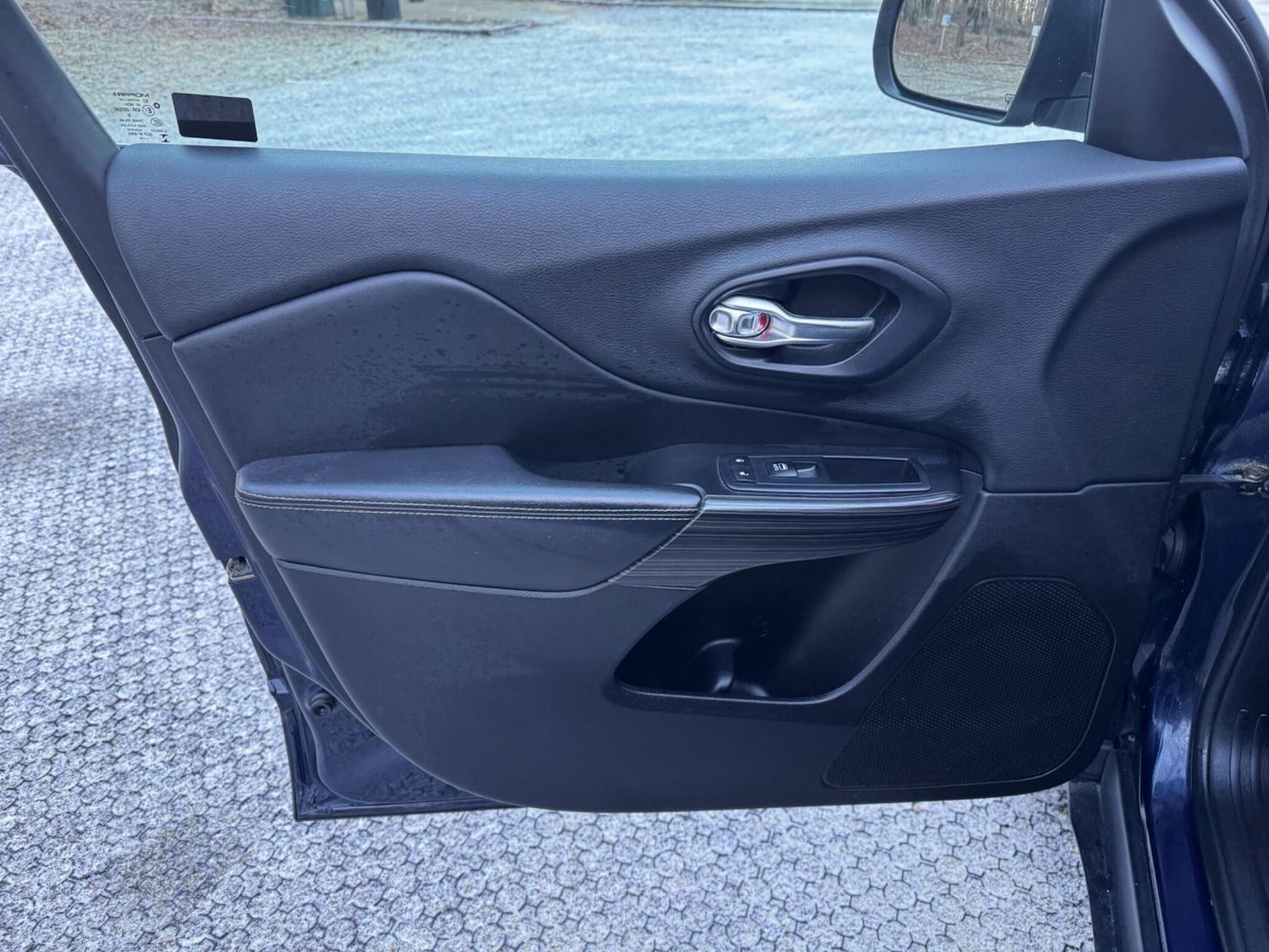 Used Jeep Cherokee 2015 for sale - 77120233: Photo 19