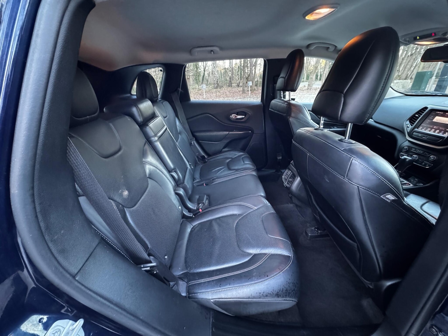 Used Jeep Cherokee 2015 for sale - 77120233: Photo 33