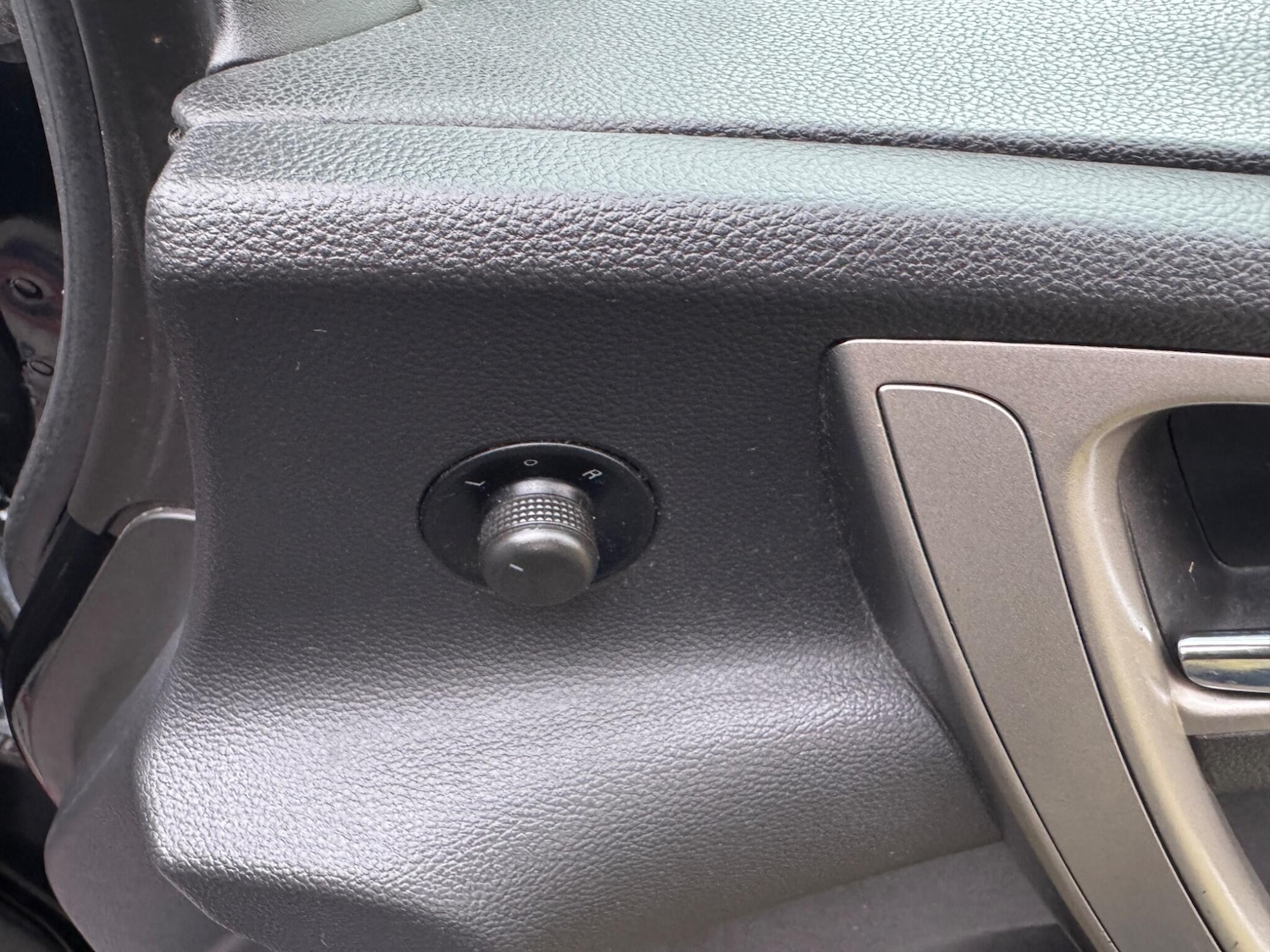 Used Vauxhall Astra 2011 for sale - 77549914: Photo 12