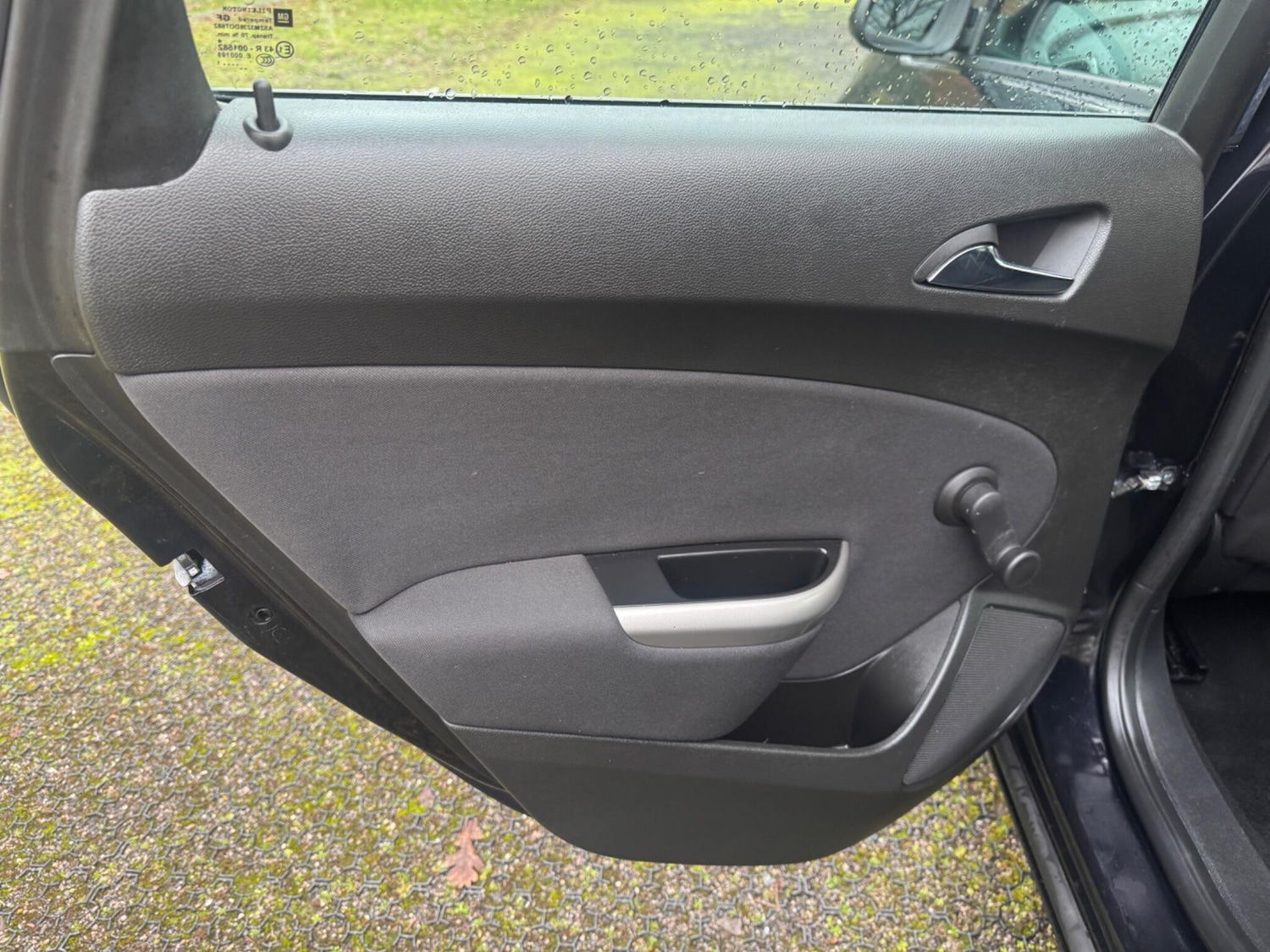 Used Vauxhall Astra 2011 for sale - 77549914: Photo 14