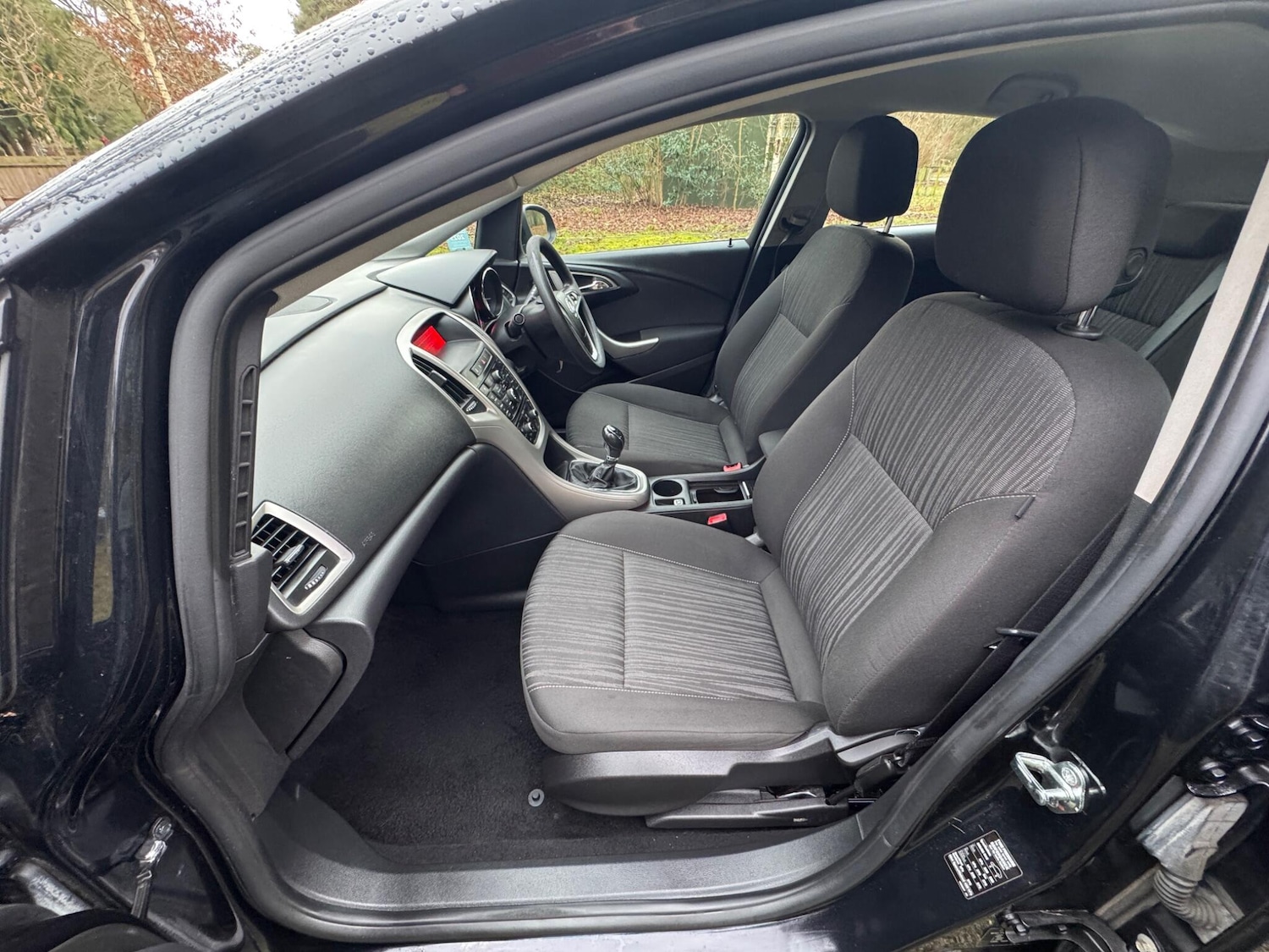 Used Vauxhall Astra 2011 for sale - 77549914: Photo 29