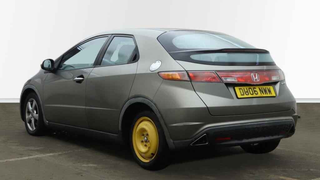 Used Honda Civic 2006 for sale - 77314798: Photo 3