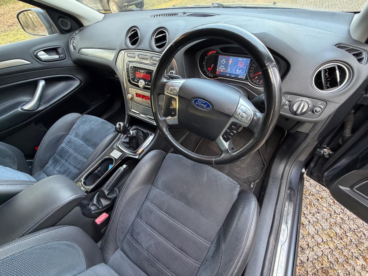 Used Ford Mondeo 2010 for sale - 78184683: Photo 19